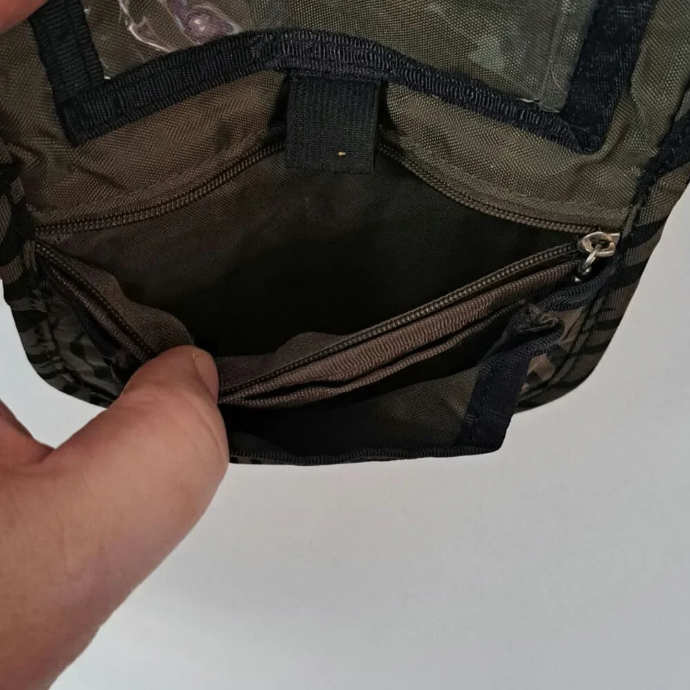 Baggallini Crossbody Teenee Phone Bagg
Green and Black Zebra Print - Picture 4 of 9